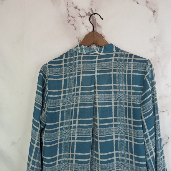 CAbi Blouse Blue Medium 3068 Windowpane Plaid Surplice Faux Wrap Top Long Sleeve - Picture 7 of 11